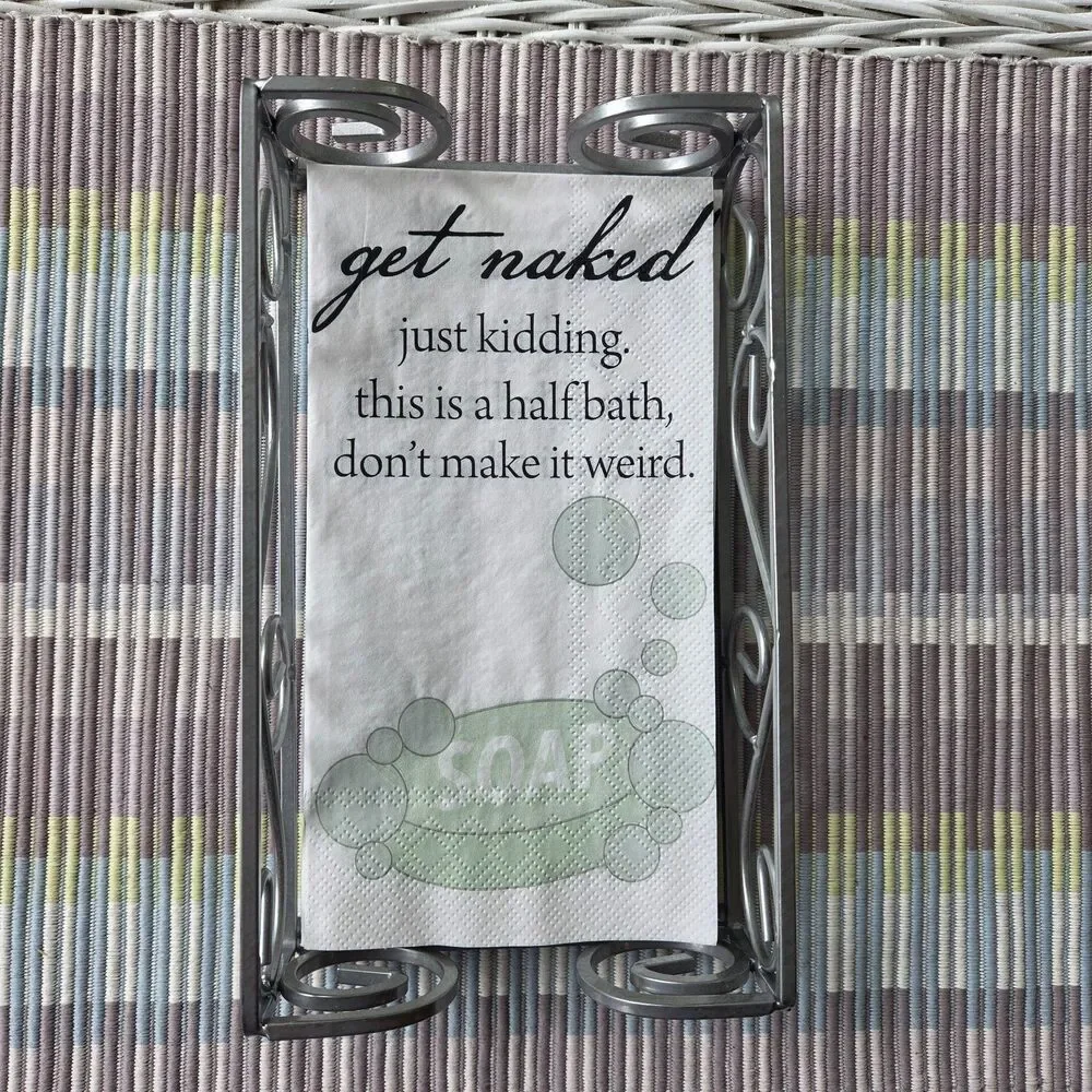 Unbranded silver metal